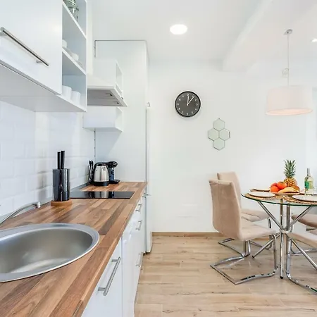 Apartamento Sea View First Line Mediterráneo 7 By Rafleys Marbella
